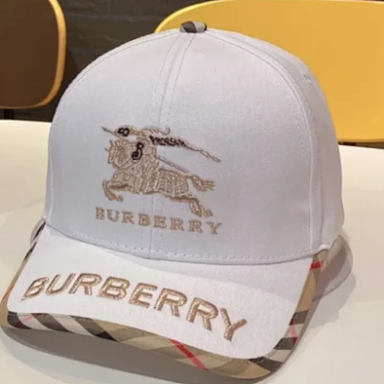 Burberry
Fashion Hats