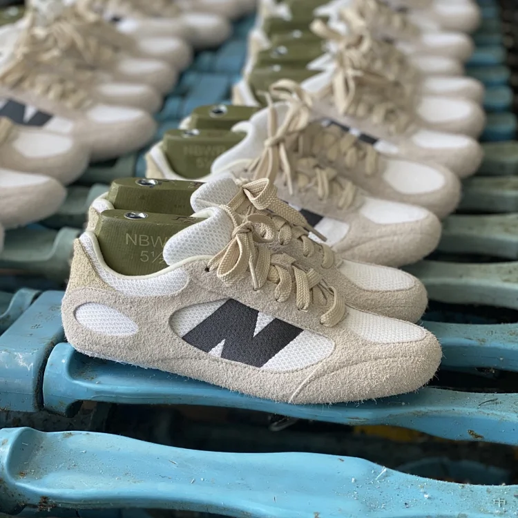 New Balance NB Warped Runner